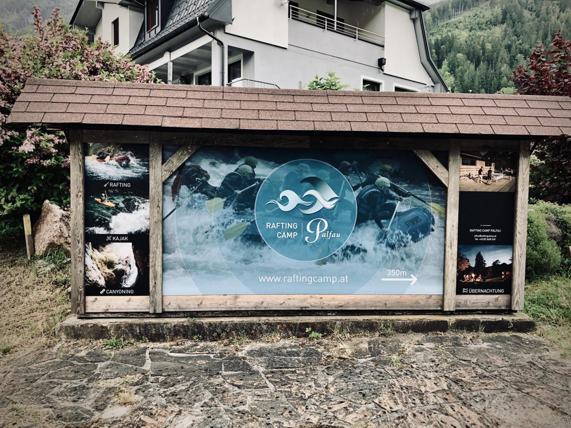 Rafting Camp Palfau Hostal Exterior foto